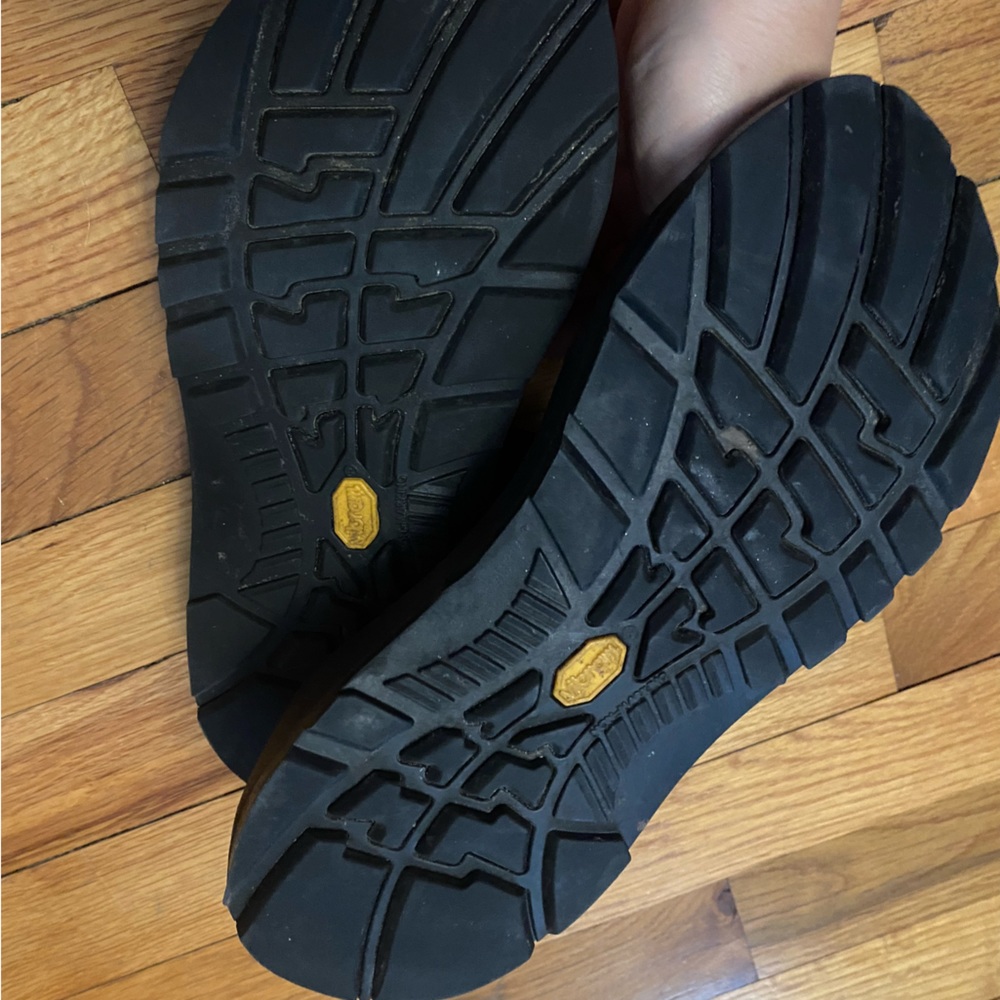 Chaco Women's Z2 Classic Athletic Sandal | Size 9 - Picture 3 of 4